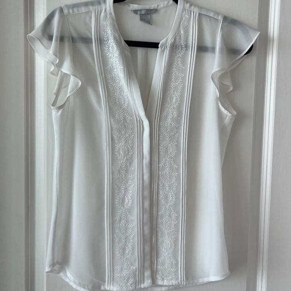 H&M White Flutter Sleeve Embroidered Blouse – Size 6 (EU 36) - Picture 1 of 8